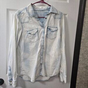 Gap Ladies Button-up Denim Shirt Size M